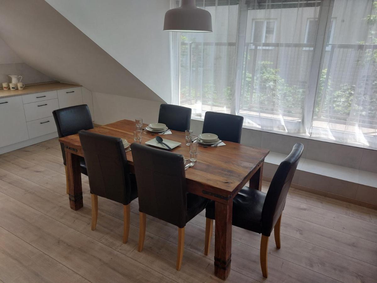 Utulny Apartman V Bratislava 4 מראה חיצוני תמונה