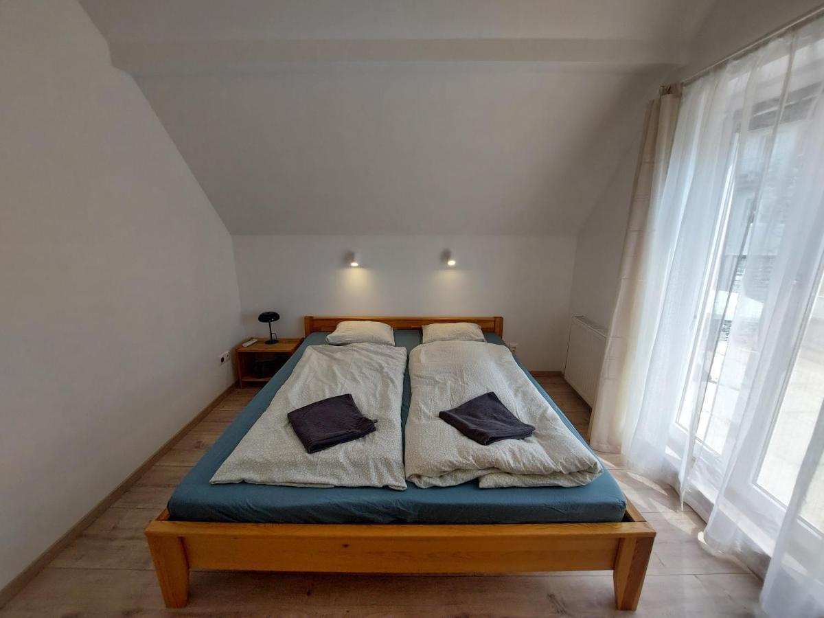 Utulny Apartman V Bratislava 4 מראה חיצוני תמונה