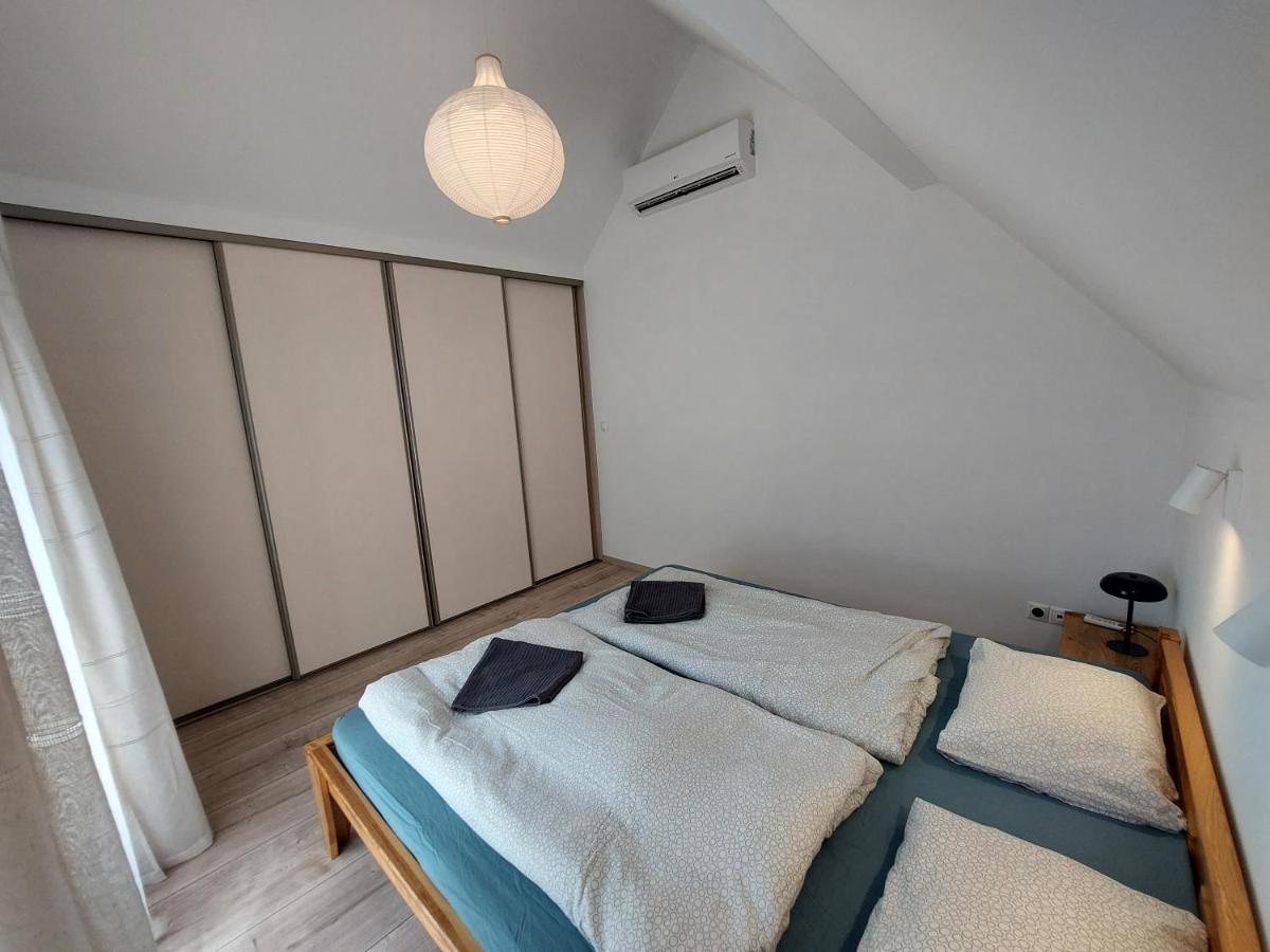 Utulny Apartman V Bratislava 4 מראה חיצוני תמונה