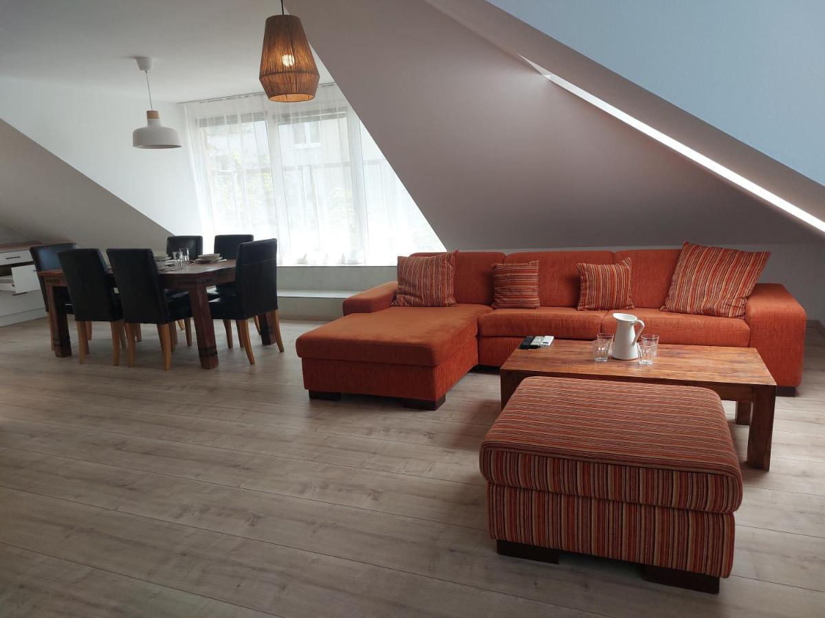 Utulny Apartman V Bratislava 4 מראה חיצוני תמונה